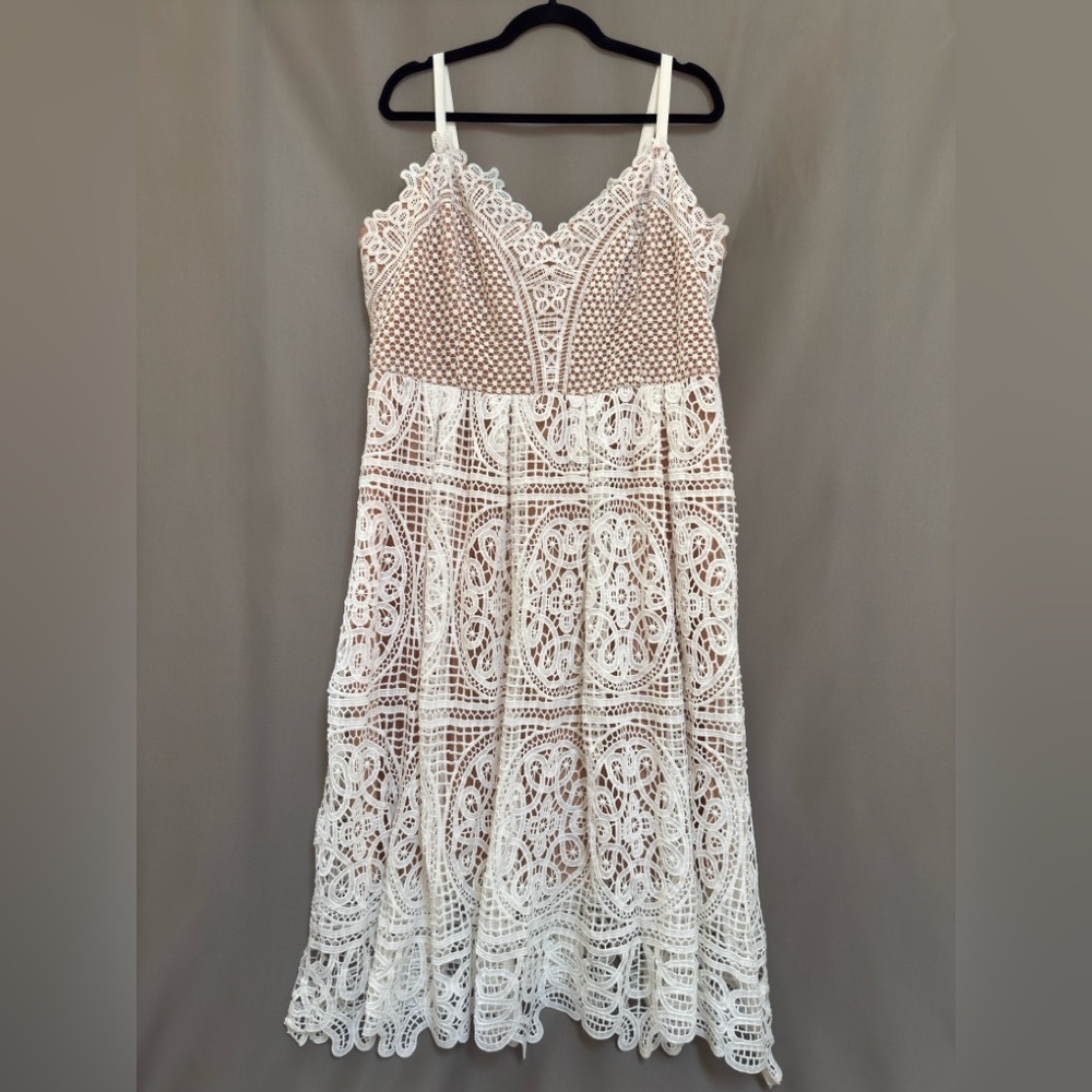 NWOT City Chic Lace Midi Dress 18 Plus Size, White, A Line, V Neck, Boho, Bridal